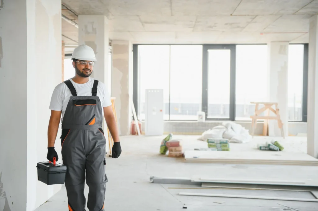trabajador en apartamento